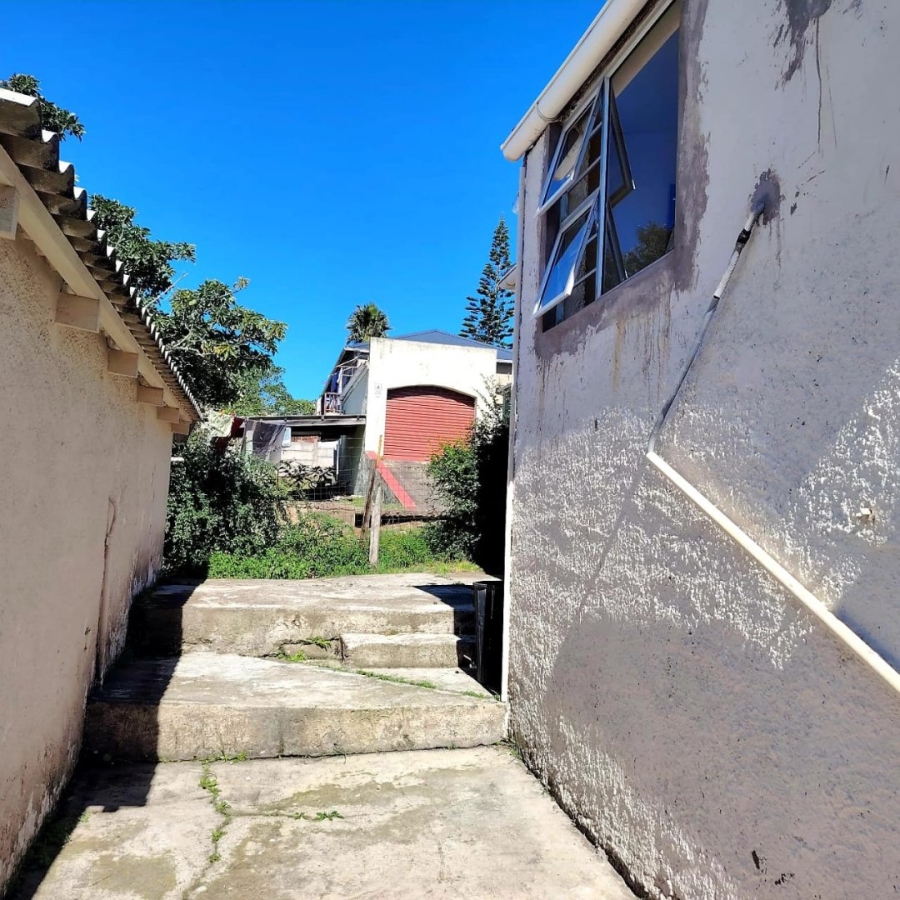 3 Bedroom Property for Sale in Summerpride Eastern Cape
